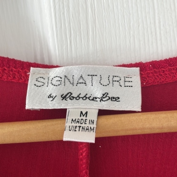 SIGNATURE by Robbie Bee Glitter Knee Wrap Dress Size Medium - Picture 4 of 10